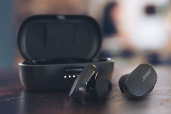 Bose quietcomfort earbuds giá best sale